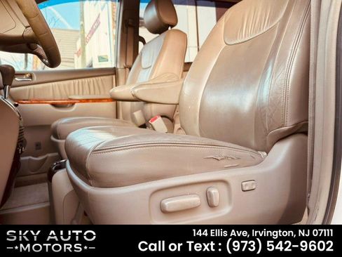 Used 2007 Toyota Sienna image 8