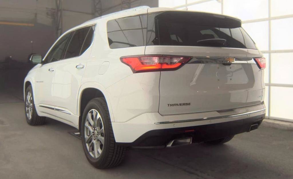 Used 2018 Chevrolet Traverse Premier FWD image 5