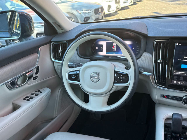 Certified 2025 Volvo V90 B6 Cross Country Plus AWD/4WD image 22