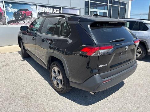 Used 2025 Toyota RAV4 XLE AWD/4WD image 4