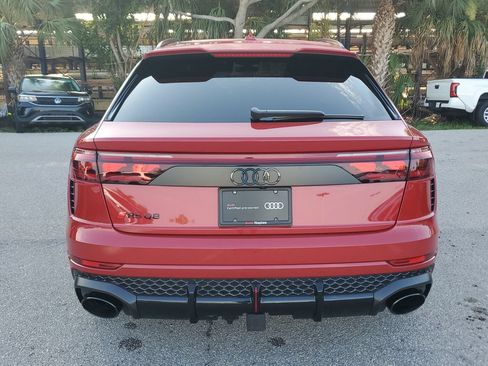 Certified 2025 Audi RS Q8 performance AWD/4WD image 5