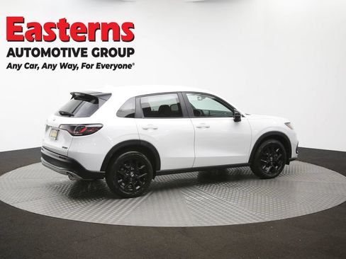 Used 2025 Honda HR-V Sport image 41