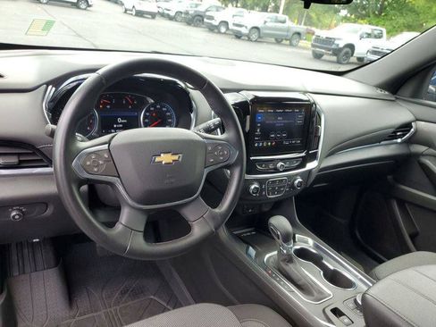 Used 2023 Chevrolet Traverse LT w/ LPO, Floor Liner Package AWD/4WD image 7
