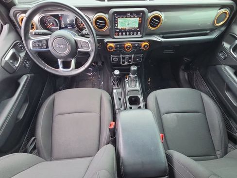 Used 2020 Jeep Wrangler Unlimited Sahara AWD/4WD image 13