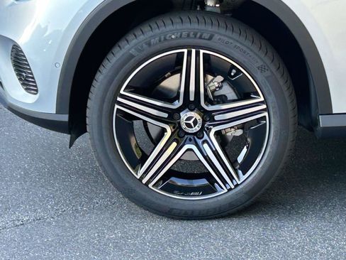 New 2027 Mercedes-Benz GLC 300 image 16