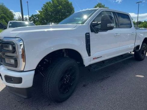 New 2026 Ford F350 Lariat w/ Black Appearance Package AWD/4WD image 13