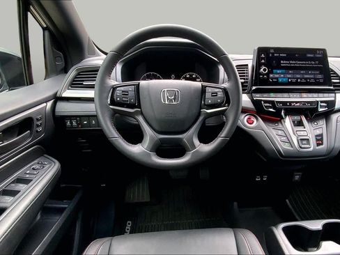 Used 2026 Honda Odyssey Sport-L image 6