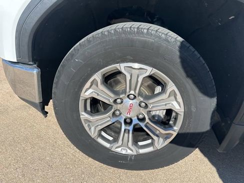 Used 2019 GMC Sierra 1500 SLT image 12