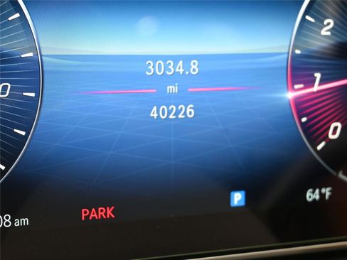 Used 2023 Mercedes-Benz C 300 4MATIC Sedan image 3