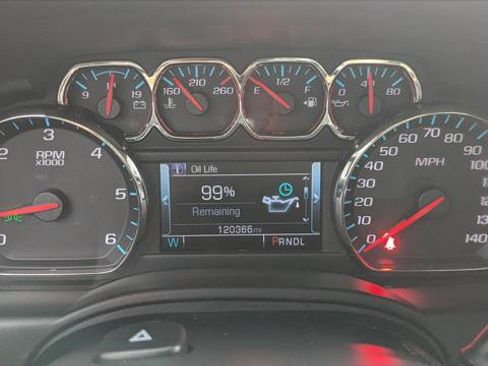 Used 2017 Chevrolet Suburban LT AWD/4WD image 29