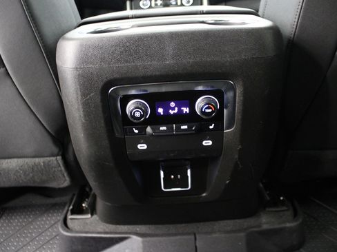 Used 2022 Chevrolet Tahoe Premier image 46