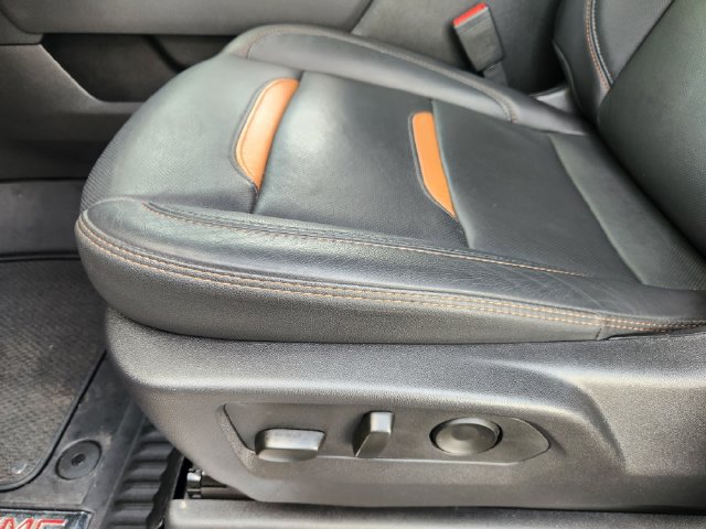 Used 2026 GMC Sierra 1500 AT4 w/ AT4 Premium Package AWD/4WD image 21