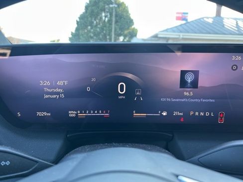 Used 2025 Buick Enclave Sport Touring image 13