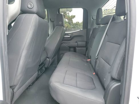 Used 2021 Chevrolet Silverado 1500 Custom image 9