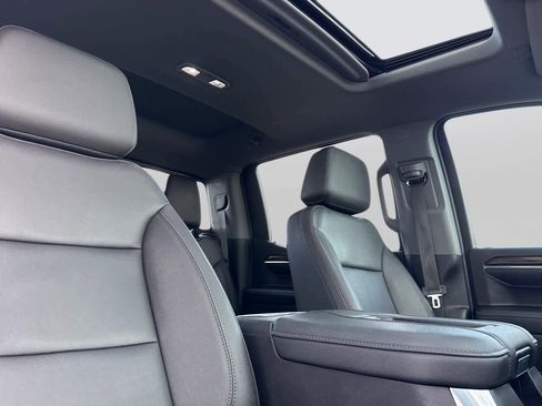 Used 2022 Chevrolet Silverado 1500 LT Trail Boss w/ LT Trail Boss Premium Package image 17