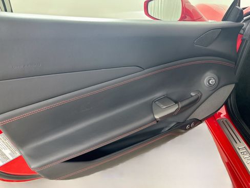 Used 2018 Ferrari 488 Spider RWD image 13