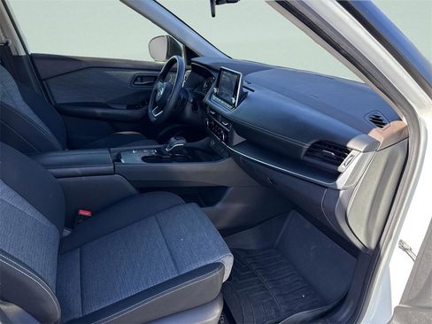 Certified 2021 Nissan Rogue S image 14