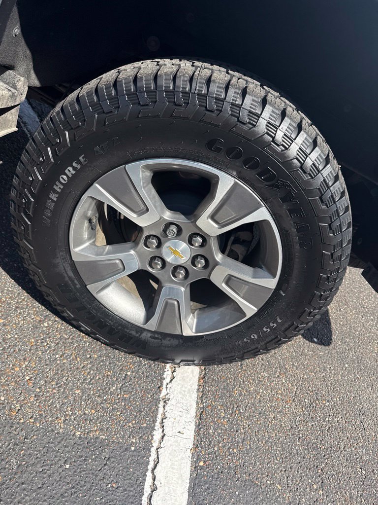 Used 2018 Chevrolet Colorado Z71 RWD image 4