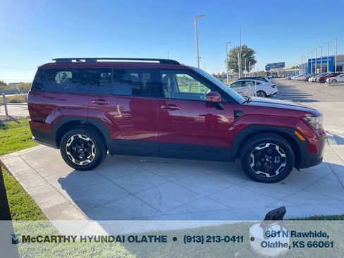 Used 2025 Hyundai Santa Fe SEL AWD/4WD image 16
