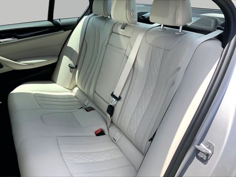 Used 2019 BMW 540i w/ M Sport Package RWD image 20