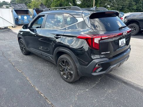 Used 2024 Kia Seltos X-Line AWD/4WD image 6