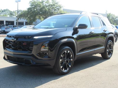 Used 2026 Chevrolet Equinox RS w/ Safety and Technology Package FWD image 3