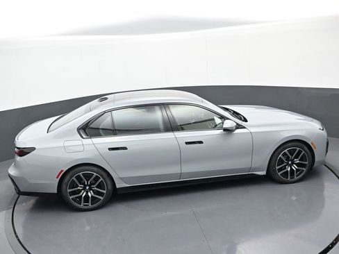 New 2026 BMW 740i xDrive w/ Executive Package AWD/4WD image 40