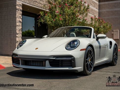 Used 2022 Porsche 911 Cabriolet AWD/4WD image 29