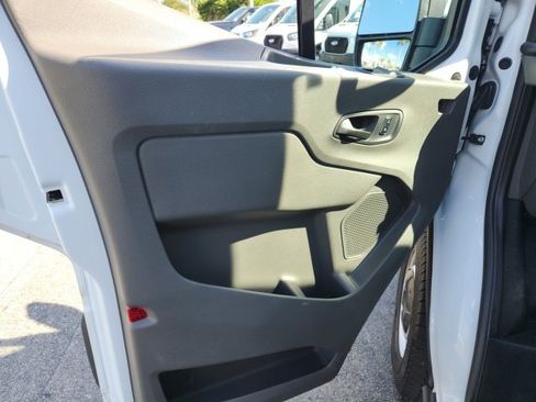 Used 2023 Ford Transit 350 XL image 26
