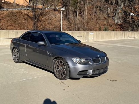 Used 2013 BMW M3 image 3
