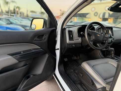 Used 2017 Chevrolet Colorado W/T image 15