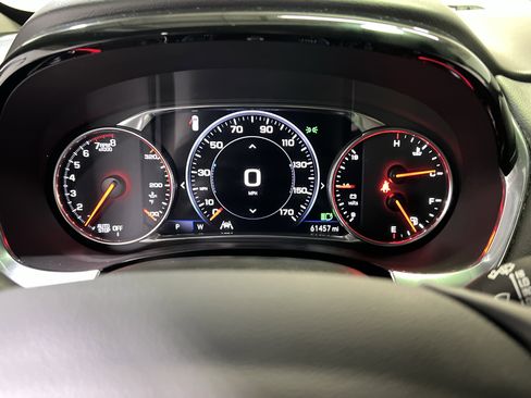 Used 2023 Chevrolet Traverse Premier w/ Redline Edition image 25