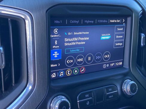 Used 2022 GMC Sierra 2500 Denali w/ Technology Package image 15