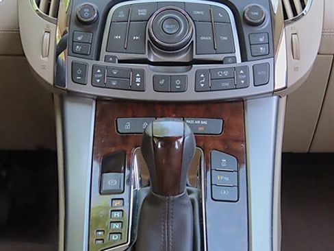 Used 2010 Buick LaCrosse CXL w/ Luxury Package FWD image 15