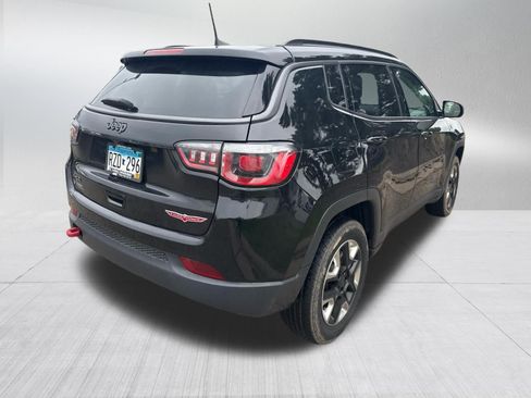 Used 2018 Jeep Compass Trailhawk w/ Cold Weather Group AWD/4WD image 4