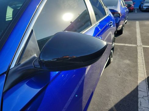 Used 2023 Honda Accord Sport image 6