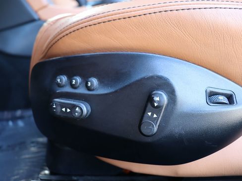 Used 2014 Maserati GranTurismo Sport image 30