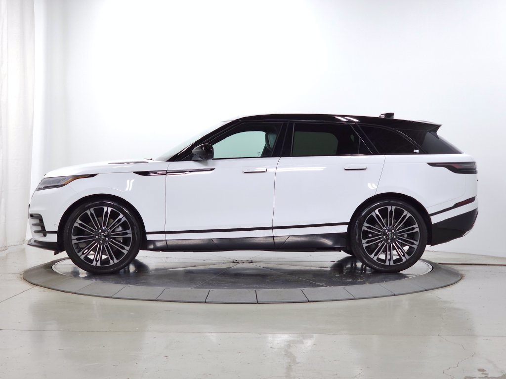 Certified 2026 Land Rover Range Rover Velar Dynamic SE AWD/4WD image 2