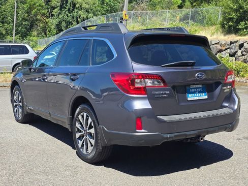 Used 2015 Subaru Outback 2.5i Limited AWD/4WD image 3