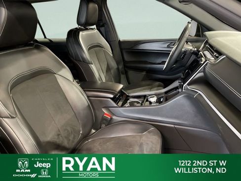 Used 2019 RAM 1500 Big Horn AWD/4WD image 38