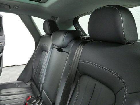 Used 2023 Audi Q5 2.0T Premium w/ Convenience Package AWD/4WD image 20