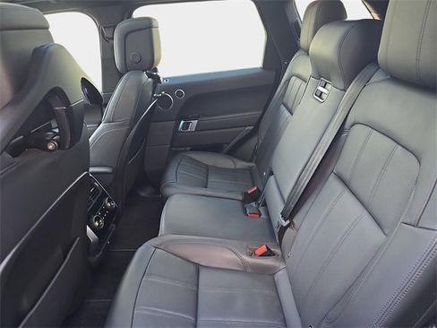 Used 2022 Land Rover Range Rover Sport HSE Silver Edition image 14
