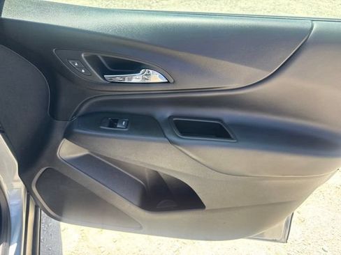 Used 2024 Chevrolet Equinox LT FWD image 21