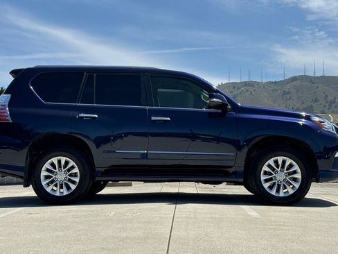 Used 2019 Lexus GX 460 Premium w/ Premium Package AWD/4WD image 7