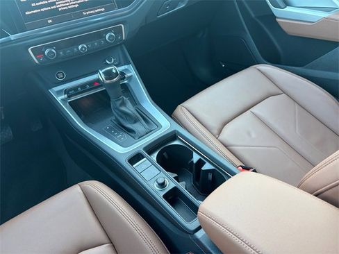 Used 2025 Audi Q3 2.0T Premium Plus w/ Premium Plus Package image 17