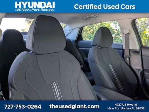 Certified 2023 Hyundai Elantra SEL w/ Convenience Package image 6