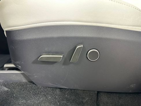 Used 2024 Tesla Model Y Long Range image 20