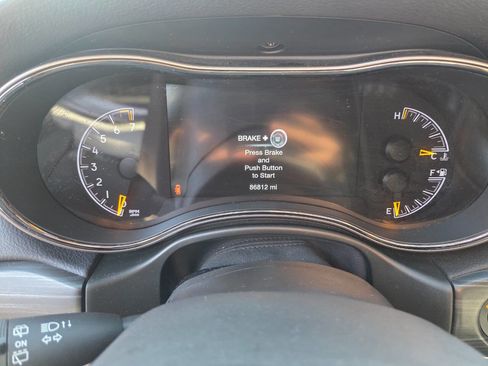 Used 2020 Jeep Grand Cherokee Limited X image 23