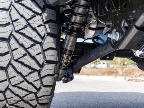 New 2025 Ford Bronco Badlands image 30