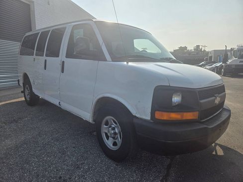 Used 2006 Chevrolet Express 1500 LS AWD/4WD image 5